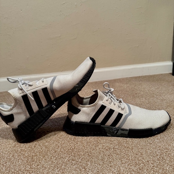 adidas Other - Men's Adidas NMD_R1 - White & Black Camo - Size 13